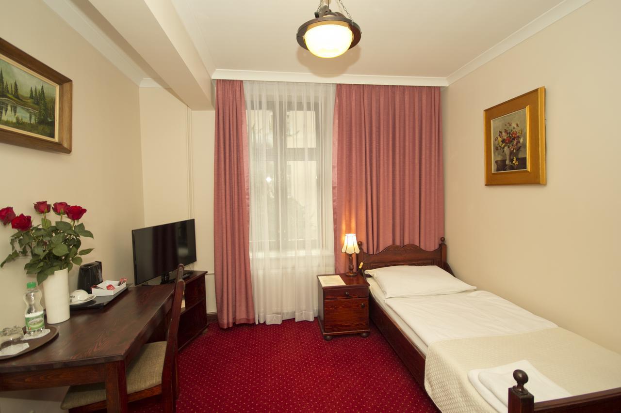 Hotel Retman Torun Bagian luar foto